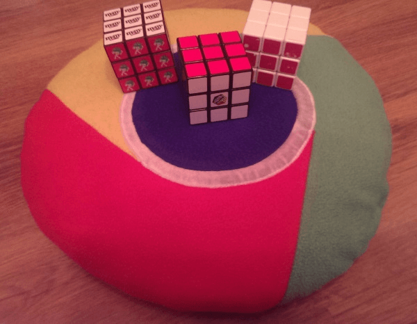 Аналоговый кубик Рубика на базе Хрома